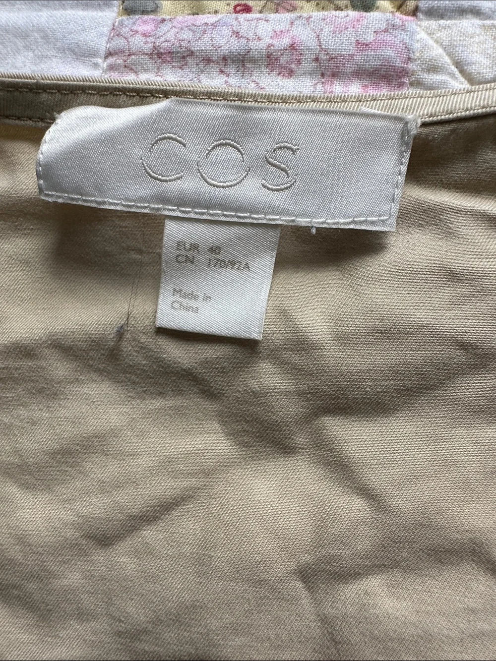 X—COS Beige Tie-Waist Midi Dress with Subtle Puff Sleeve Size M-L - Picture 2 of 16